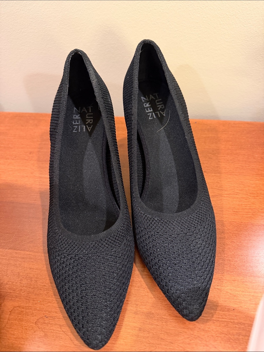 Naturalizer Black Pointed Knit Heels